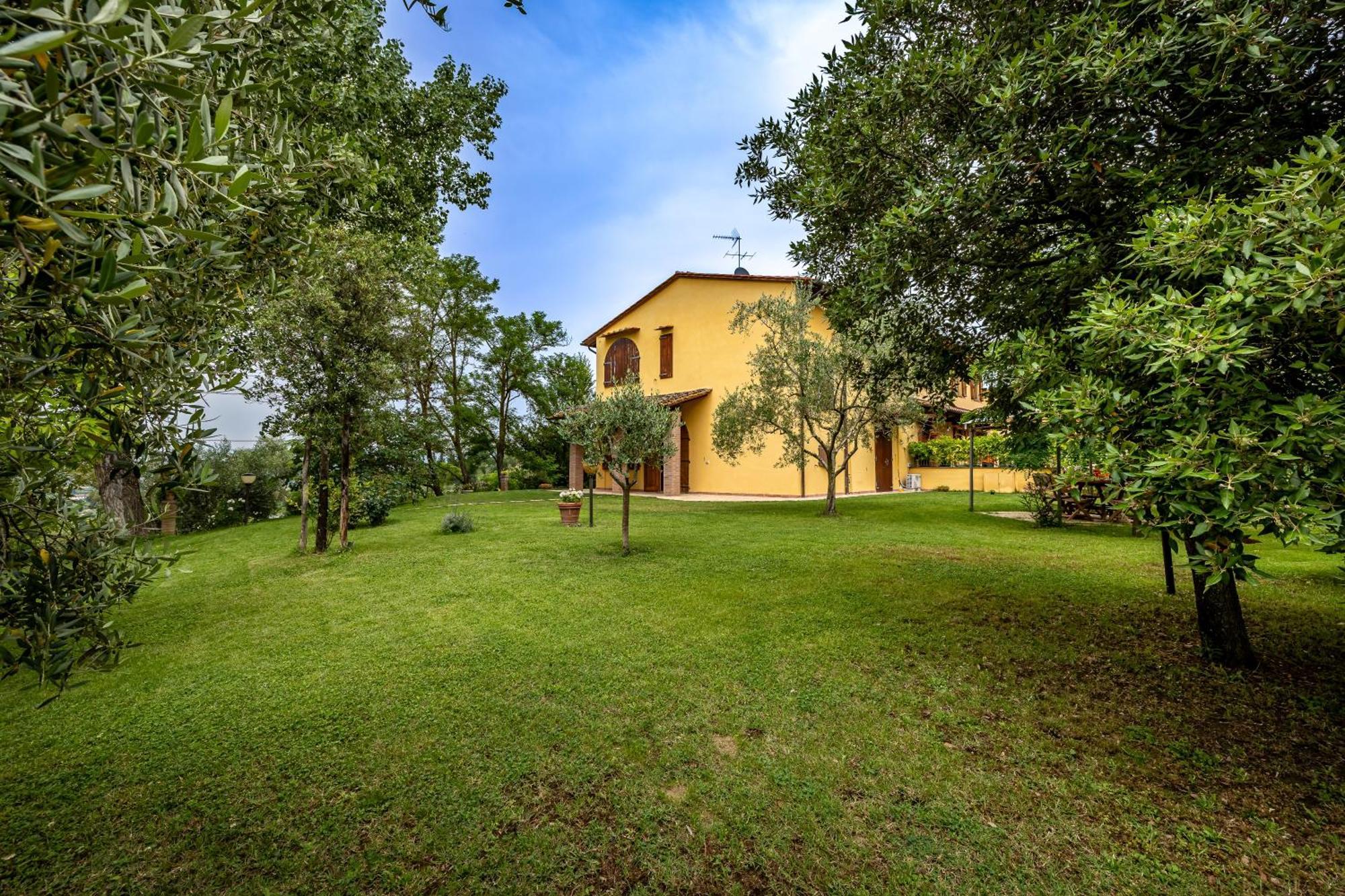 Casale Il Fontanellino - Country House Near Florence San Miniato Buitenkant foto